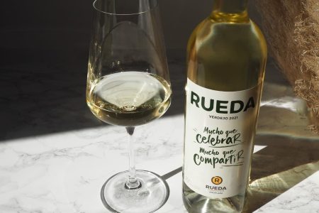 Rueda verdejo botella de vino